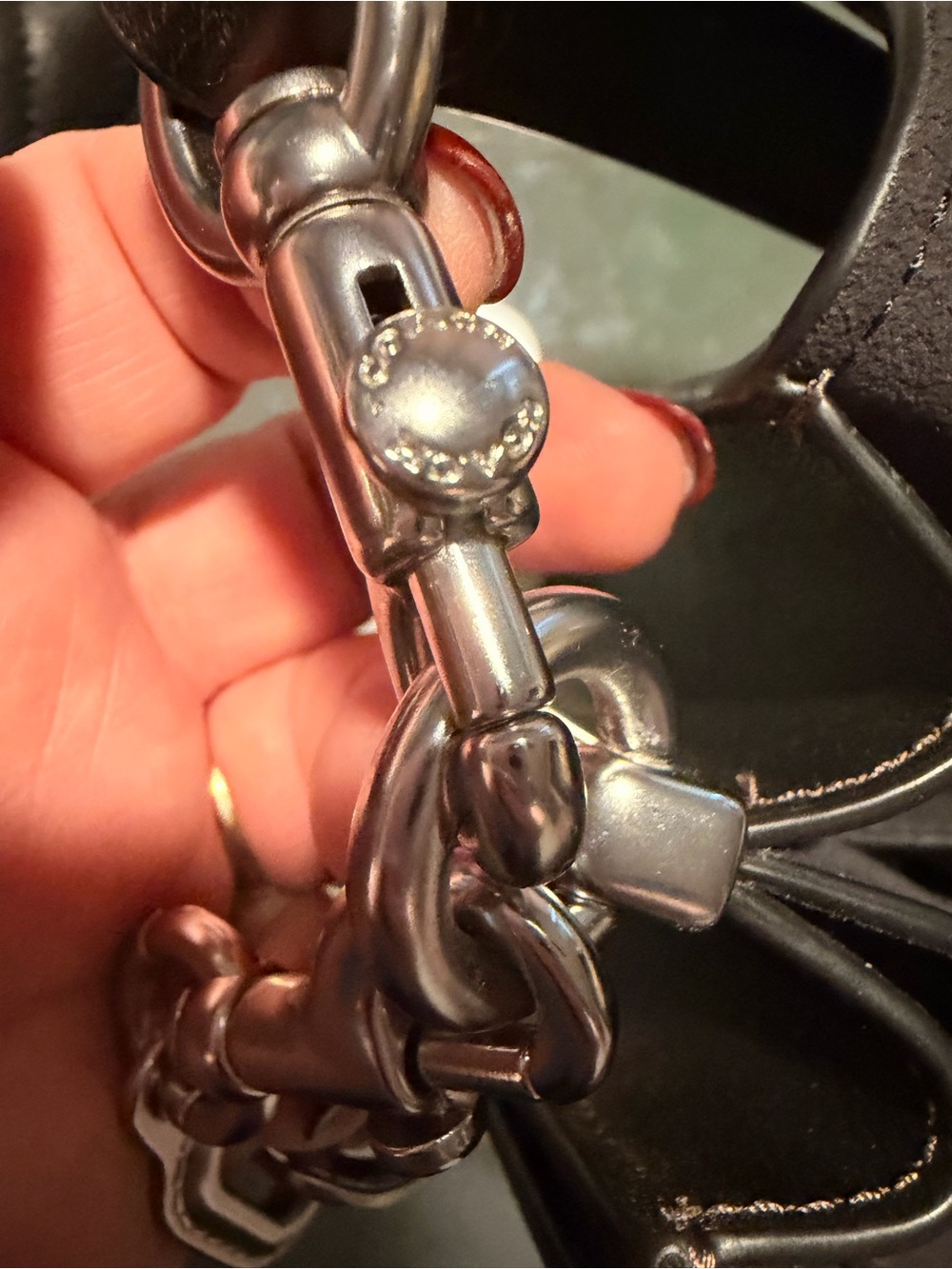 Coach Chained Soft Tabby - Picture 16 of 16